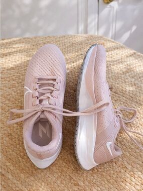 Nike Air Zoom Pegasus 38 pink sneakers (size 7.5, never worn)